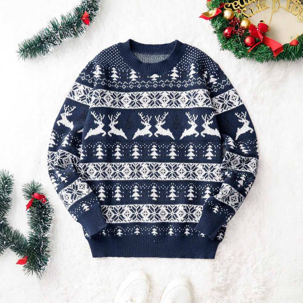 Men's Classic Wool Knit Crew Neck Sweater with Reindeer Motif