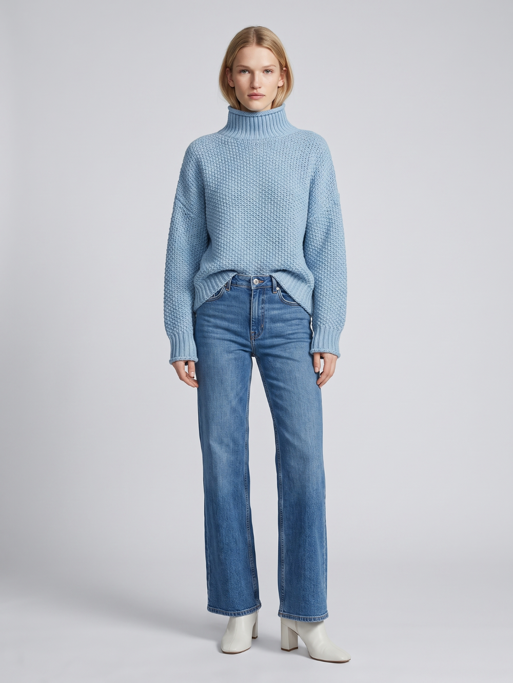 Women's Oversized Waffle-Knit Cotton Turtleneck Sweater