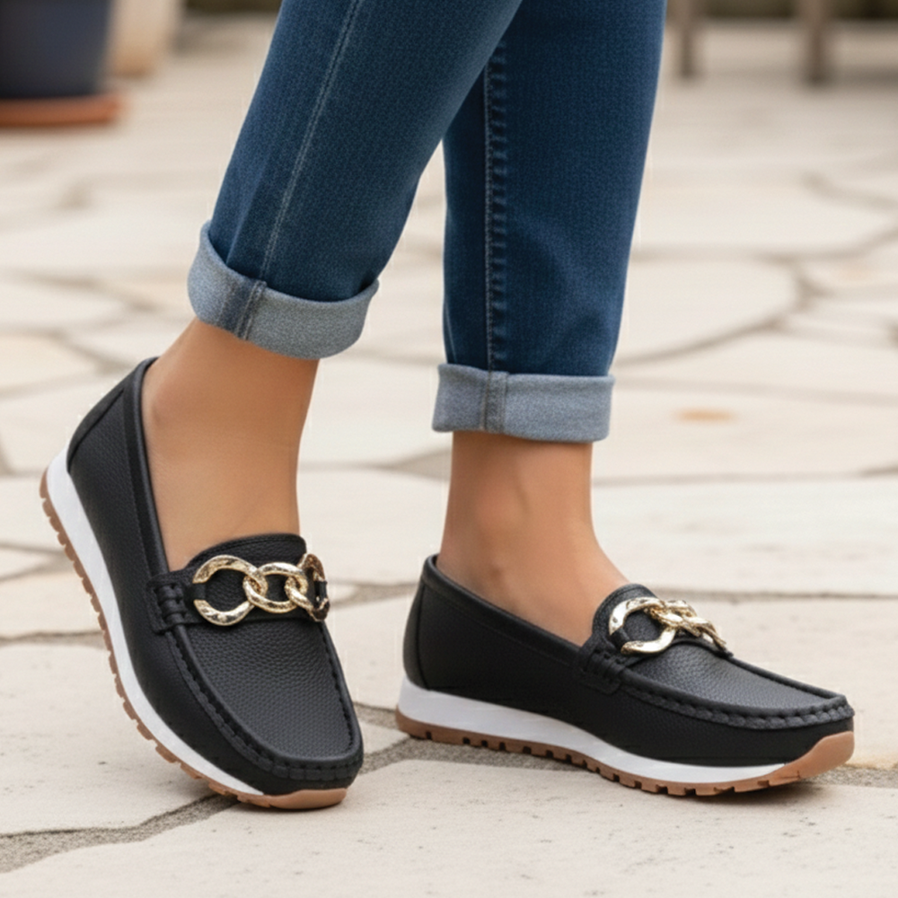 Women's Classic Leather Flat Buckle Loafers