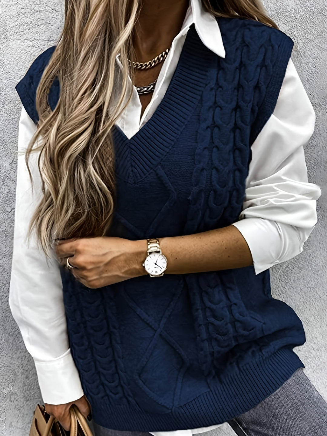 Women's Cozy Cable Knit Oversized V-Neck Sweater Vest