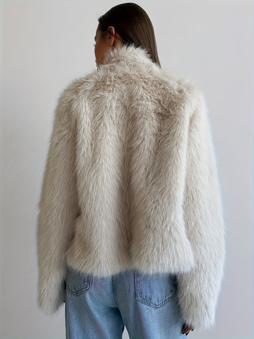 Women's Cozy Faux Fur Cropped Coat with Buckle Front